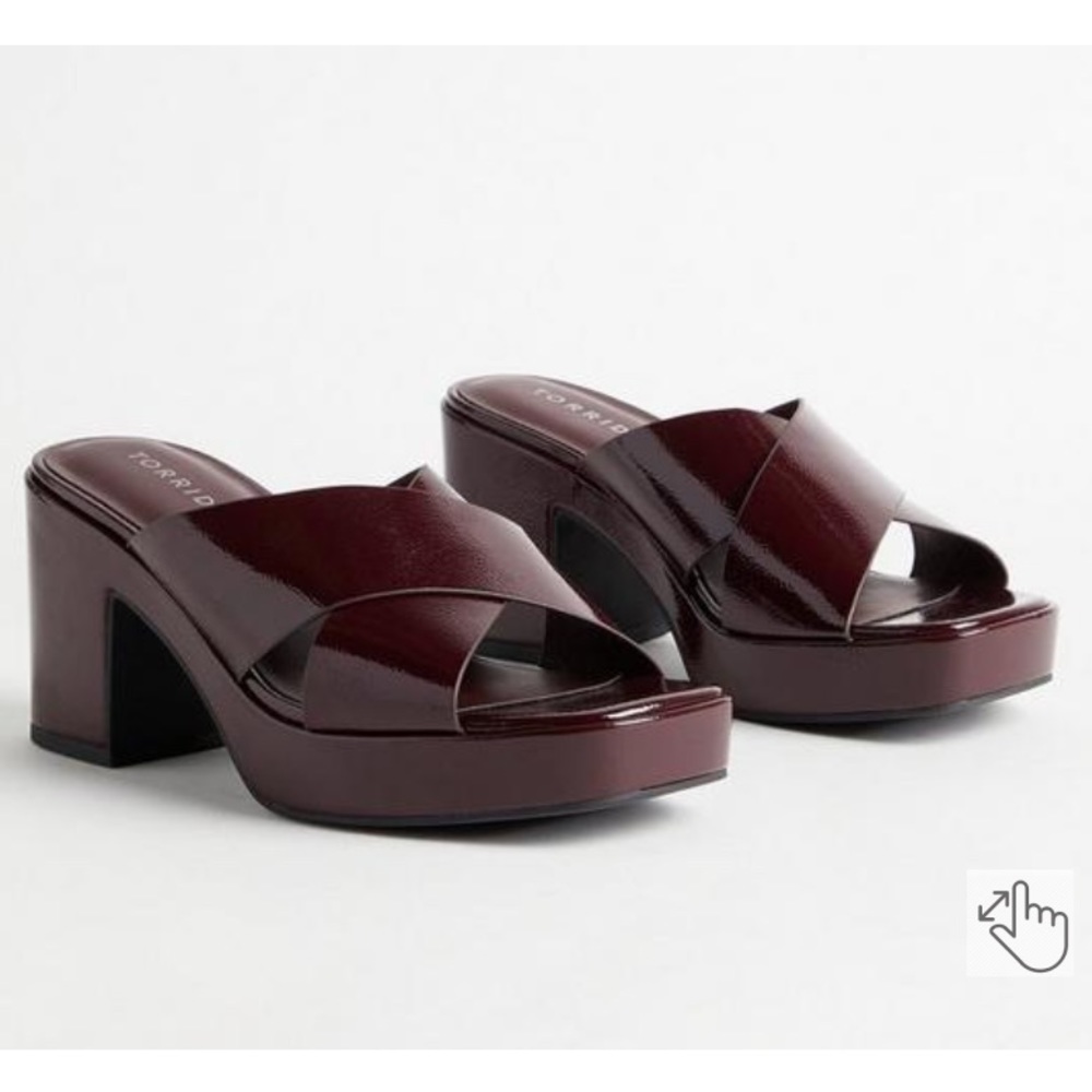 Torrid Jelly Cross Band Block Heel Sandal (WW) Size 7.5 Wide NWT
